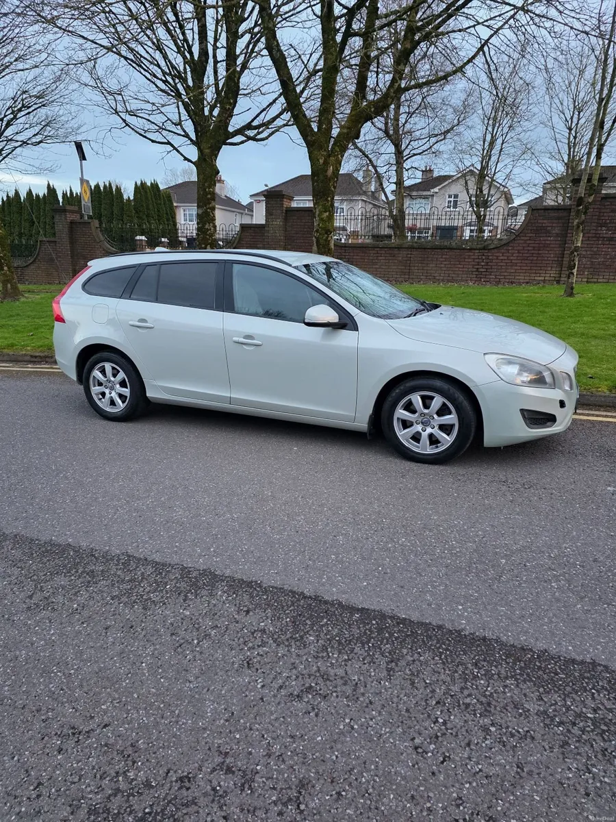 Volvo V60 2011 NCT 08/26 NEW TIMING BELT - Image 4