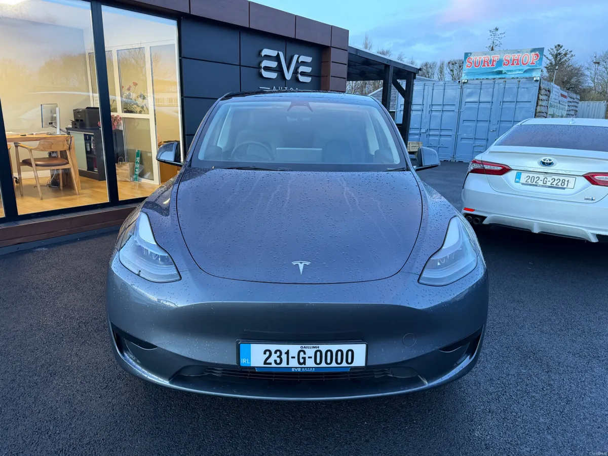 Model Y - Low mileage - RWD - Image 4