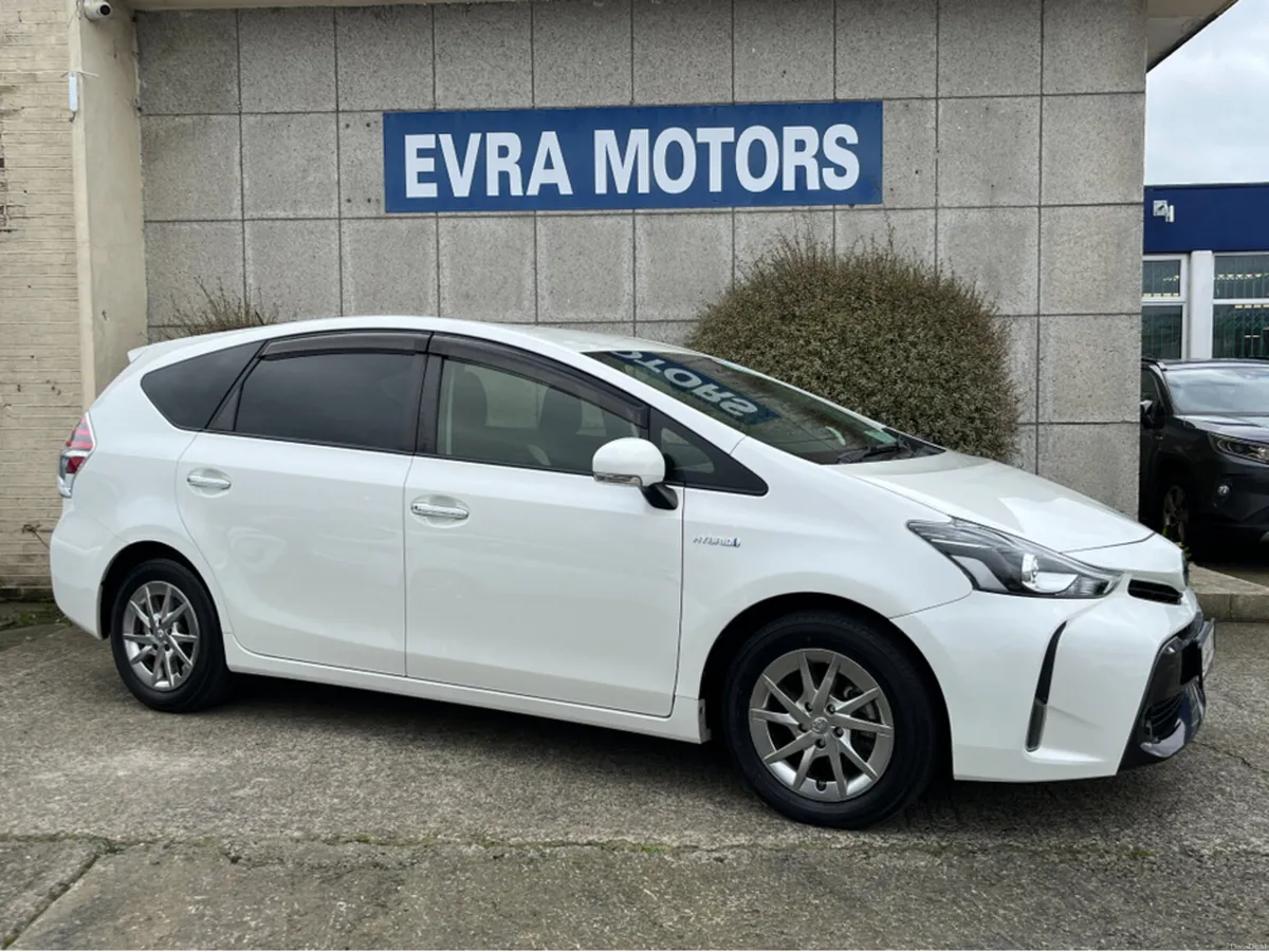 Toyota Prius 7 SEATER AUTOMATIC HYBRID 1.8 PETROL - Image 3