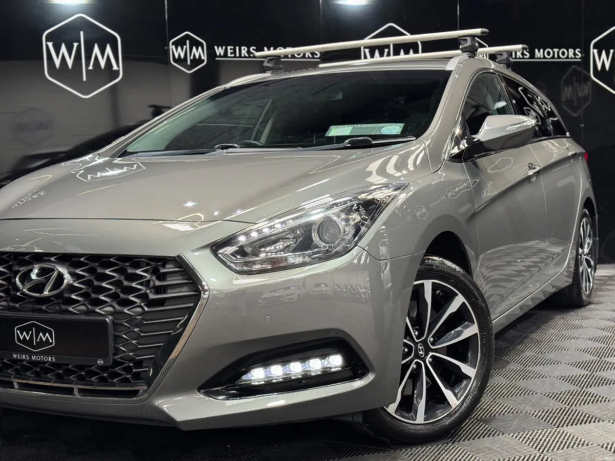 Hyundai i40 TOURER EXECUTIVE LEATHER SEATS4DR - Image 3