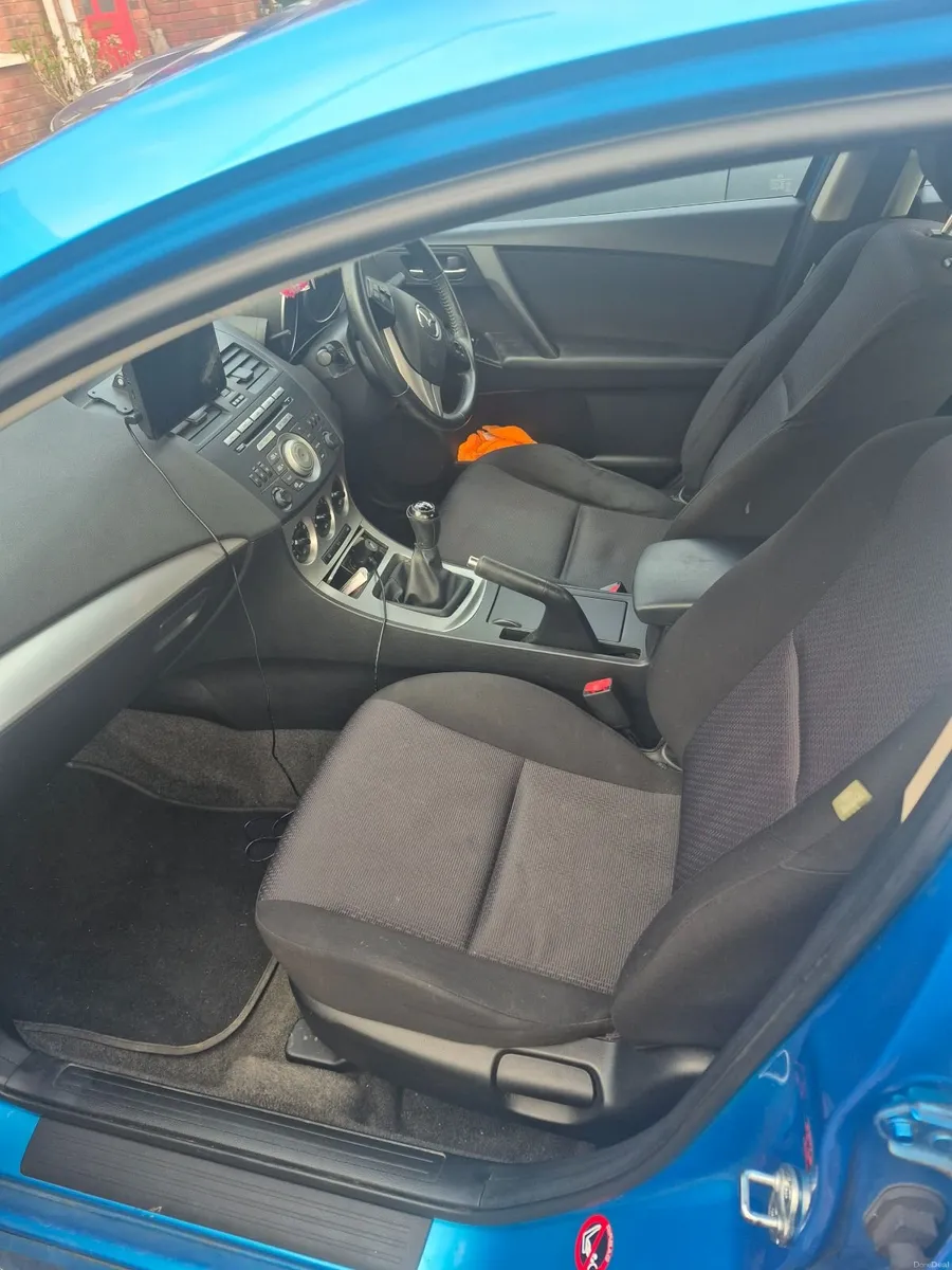Mazda Mazda3 2010 NEW NCT - Image 4