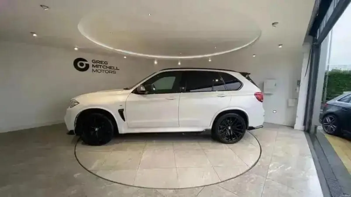 BMW X5 xDrive30d M Sport 5dr Auto [7 Seat] - Image 4
