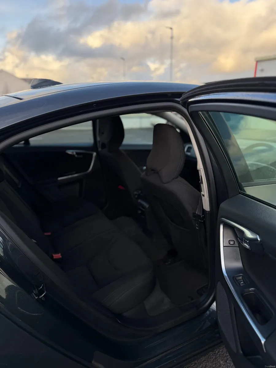 Volvo S60 2013 - Image 4