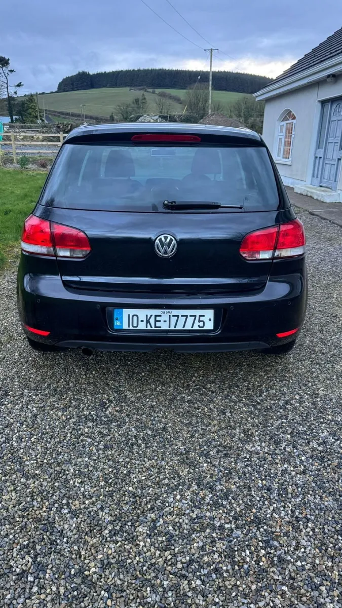 Volkswagen Golf 2010 - Image 3