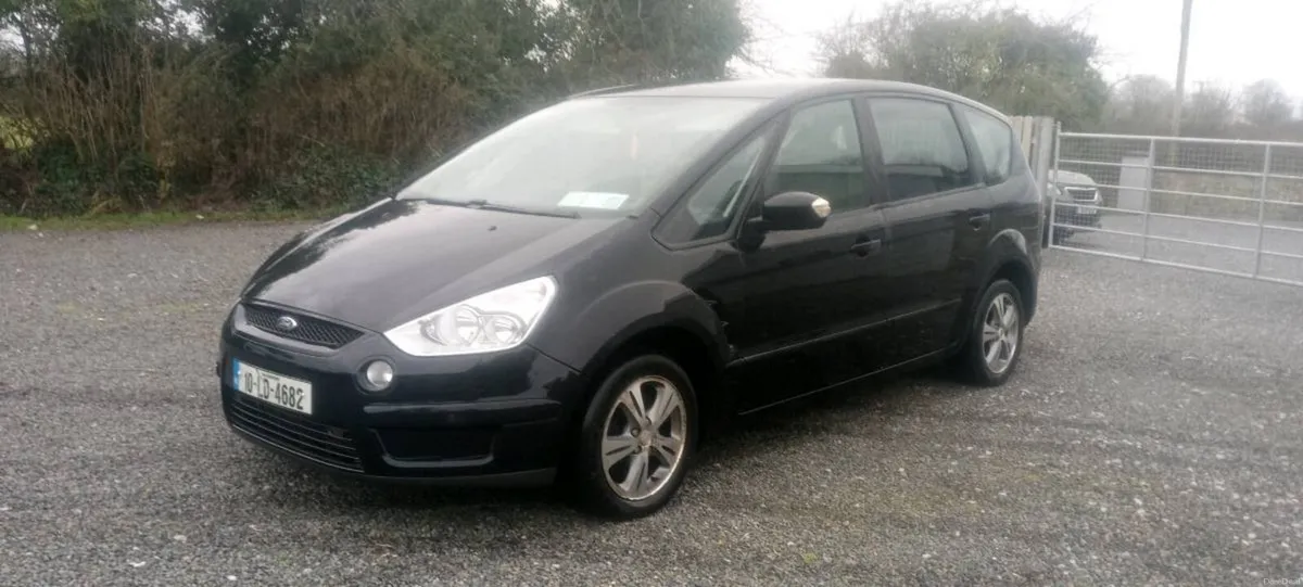 2010 Ford Smax - Image 2