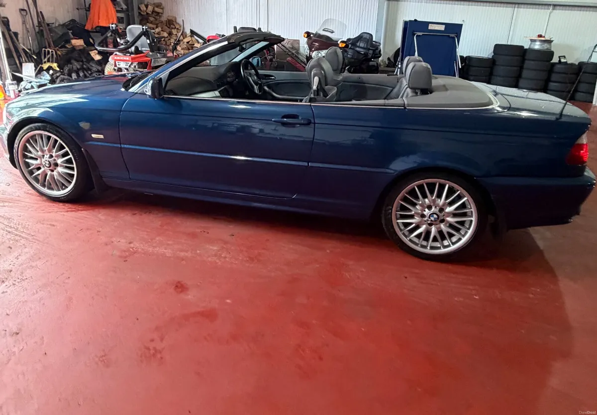 BMW 3-Series 2000 CONVERTIBLE - Image 2