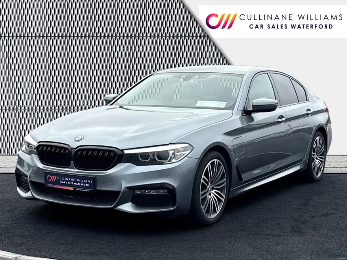 BMW 5-Series 2017 530E M SPORT PHEV 248BHP AUTOMAT - Image 3