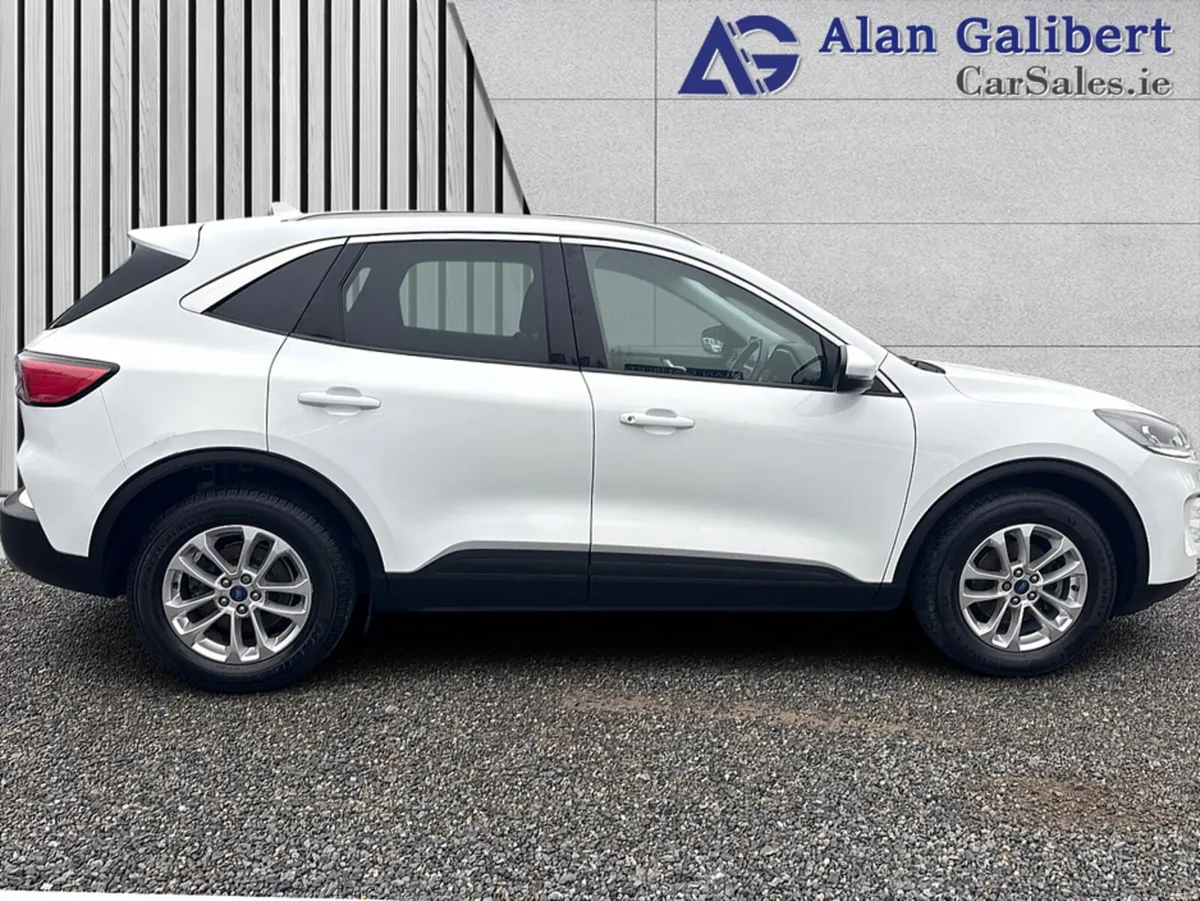 Ford Kuga TITANIUM 1.5 TDI New Model - Image 3