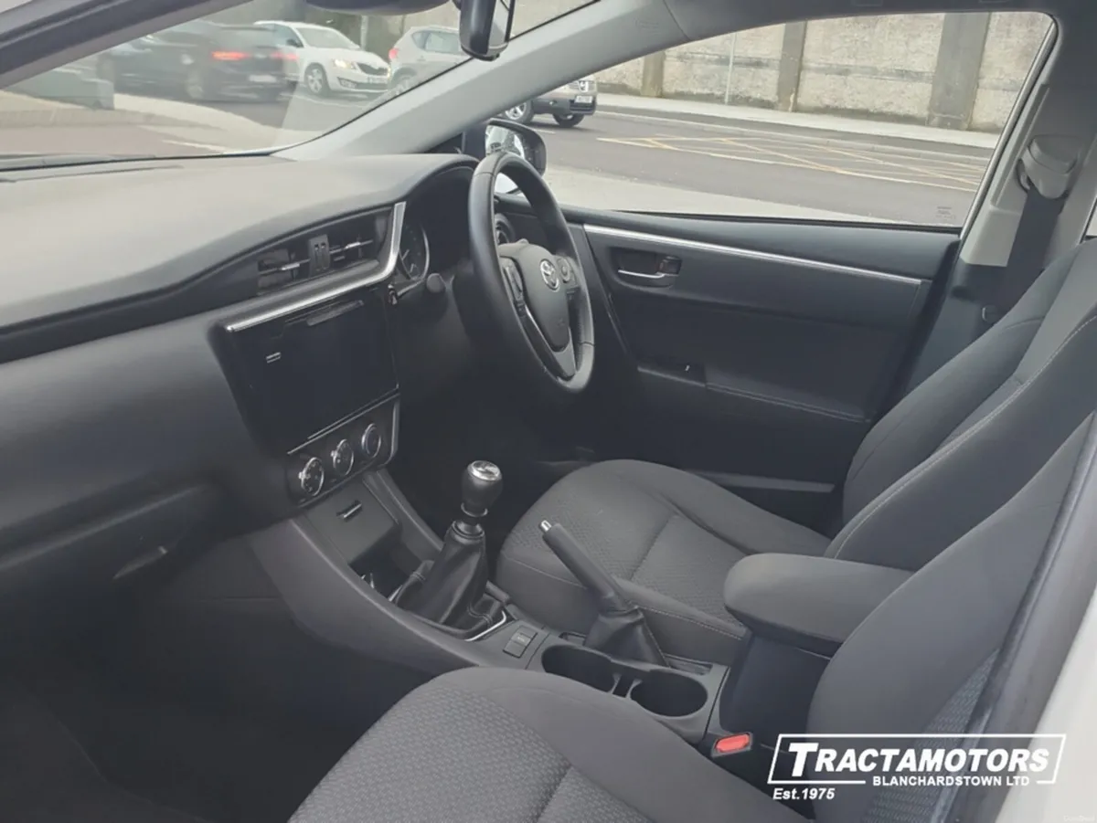 Toyota Corolla 1.33 LUNA 4DR - Image 4