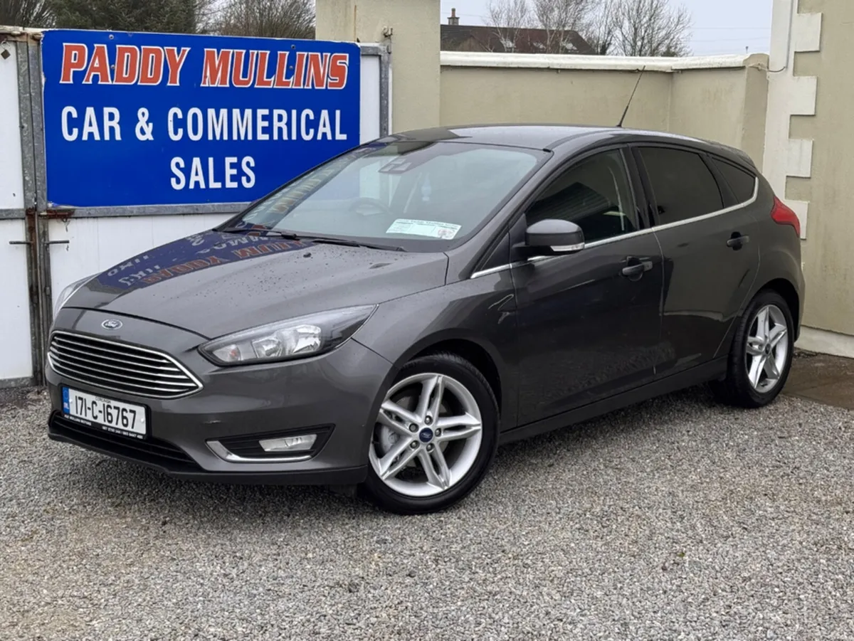 Ford Focus 1.5 TDCI TITANIUM 120PS 6SPEED 5DR - Image 2