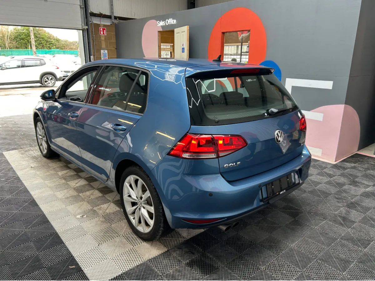 Volkswagen Polo €13950! 2015 VW Golf 1.4 Highline - Image 3