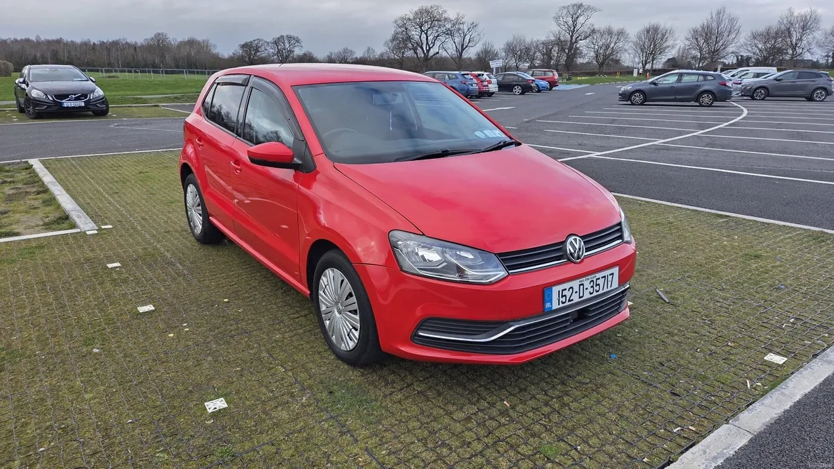Volkswagen Polo 2015 - Image 2