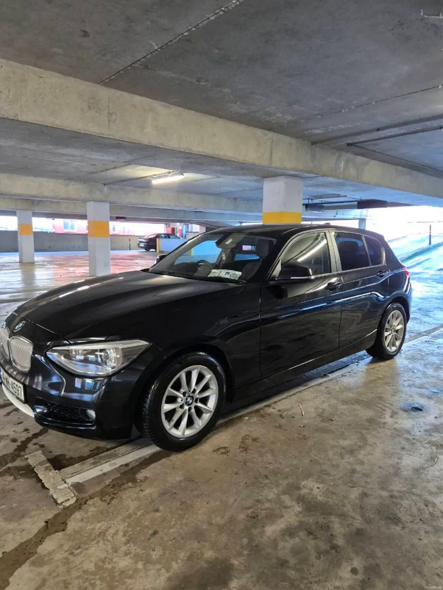 BMW 116i Automatic Low mileage - Image 1