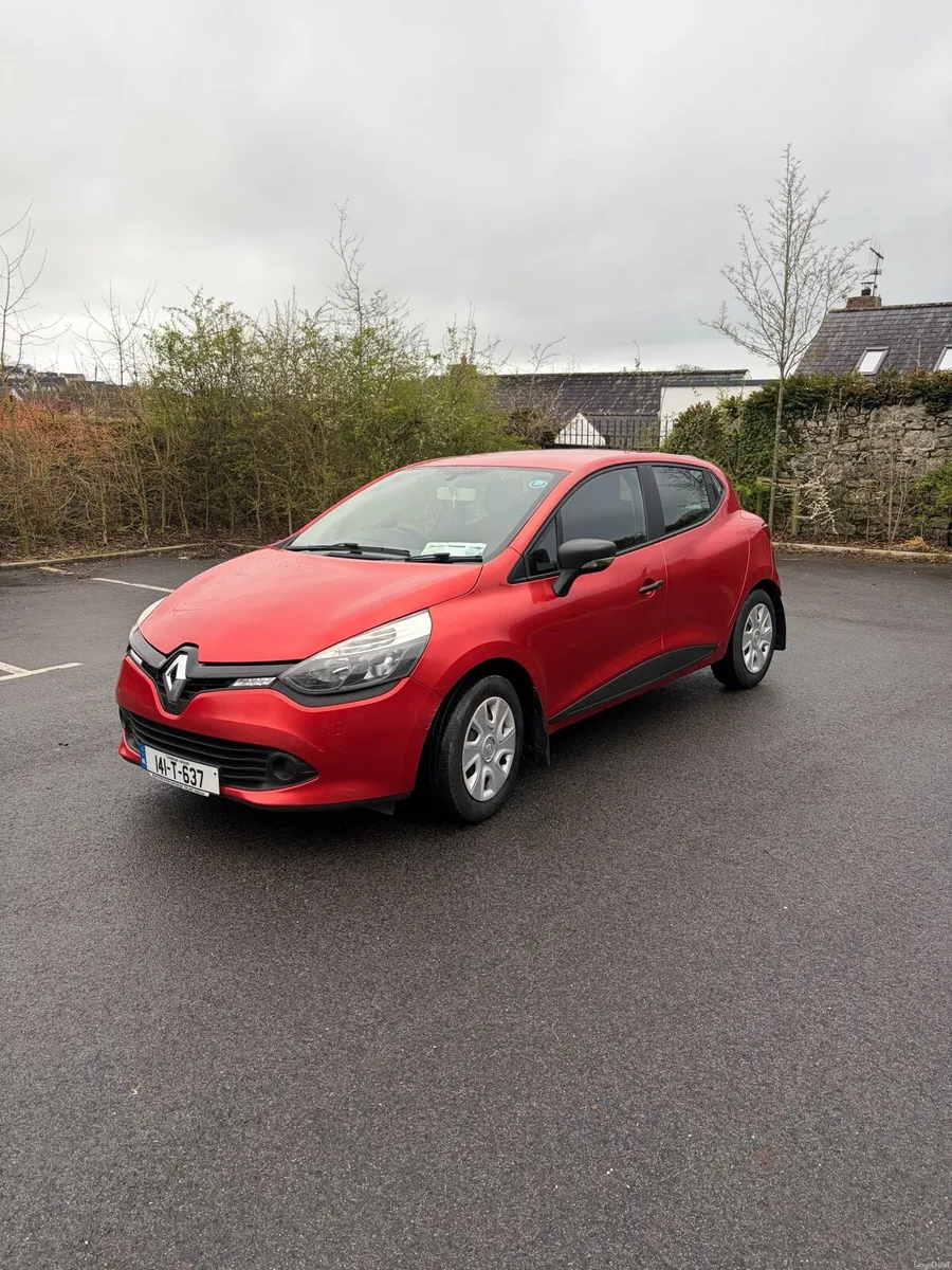 2014 Renault Clio - Image 2