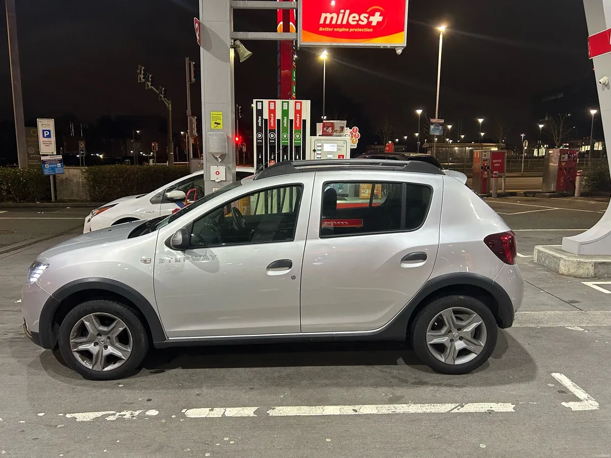 Dacia sandero - Image 4