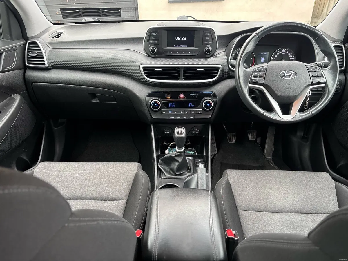 Hyundai Tucsan - Image 2