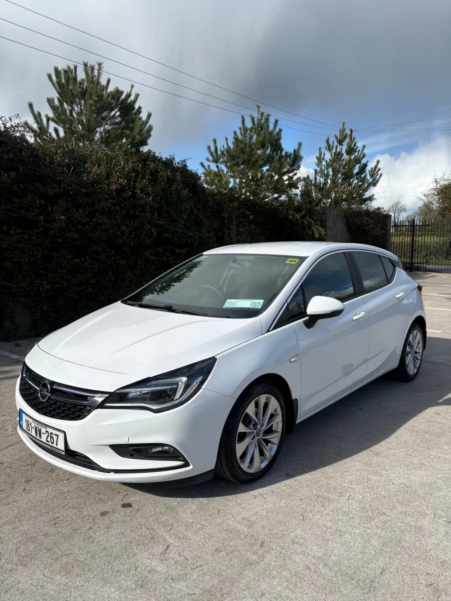 Opel Astra - Image 1