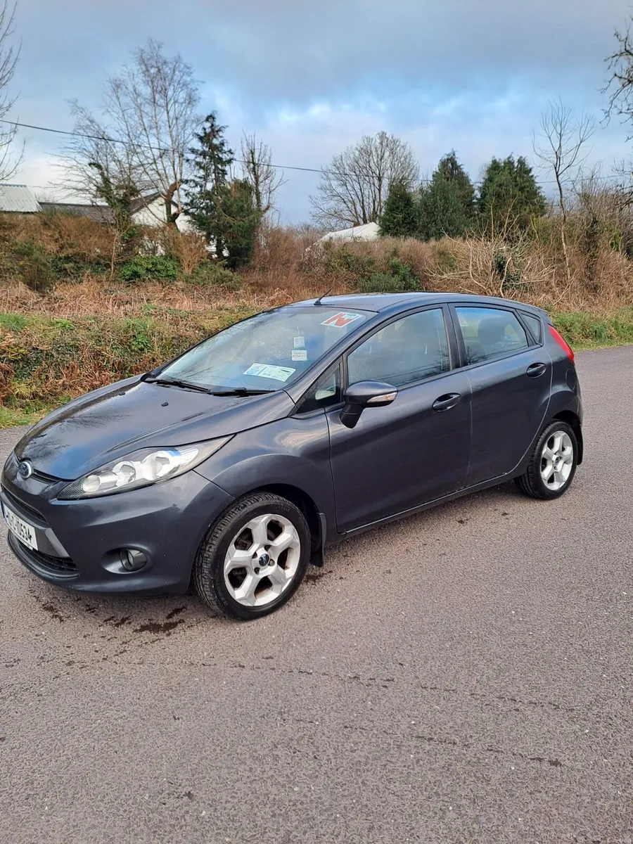 Ford fiesta - Image 2