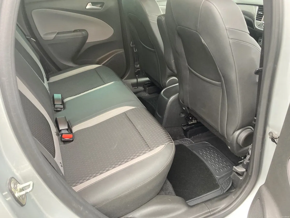 Opel Crossland X 2019 - Image 4