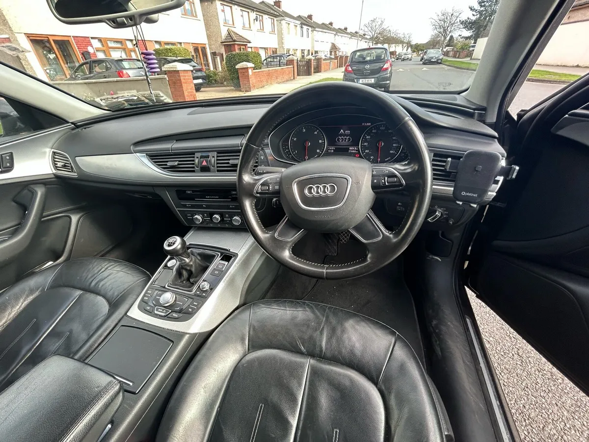 Audi A6 2012 - Image 2