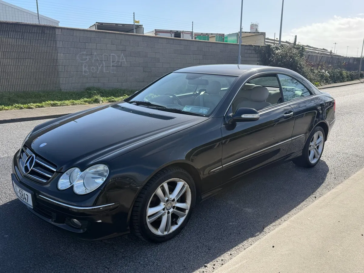 2009 Mercedes Benz CLK 200 Advantgarde - Image 3