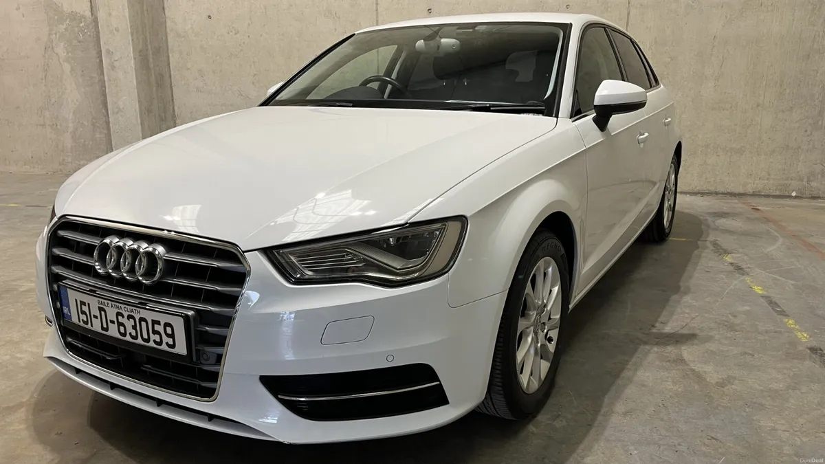 2015 Audi A3 Sportback 1.4 Petrol Automatic - Image 4