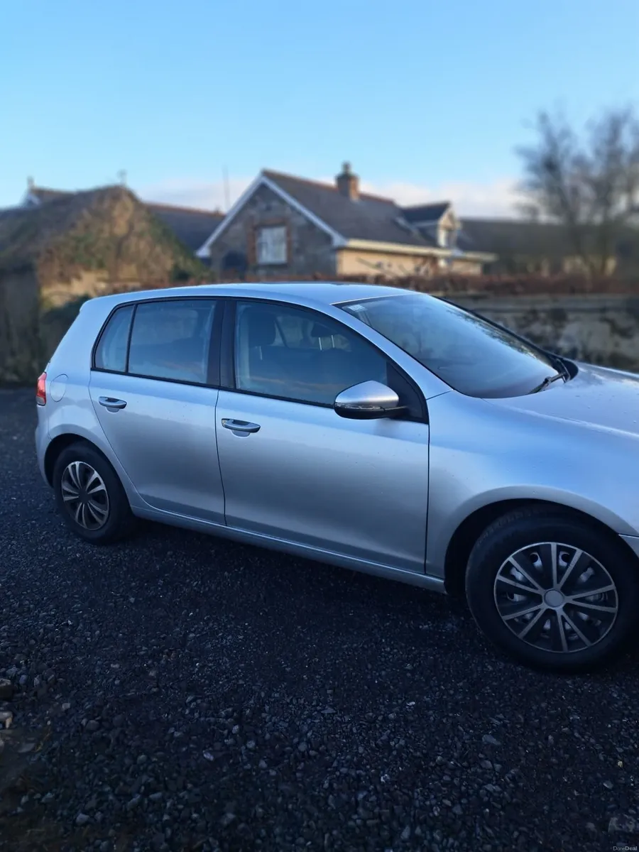 Volkswagen Golf 2012 - Image 1