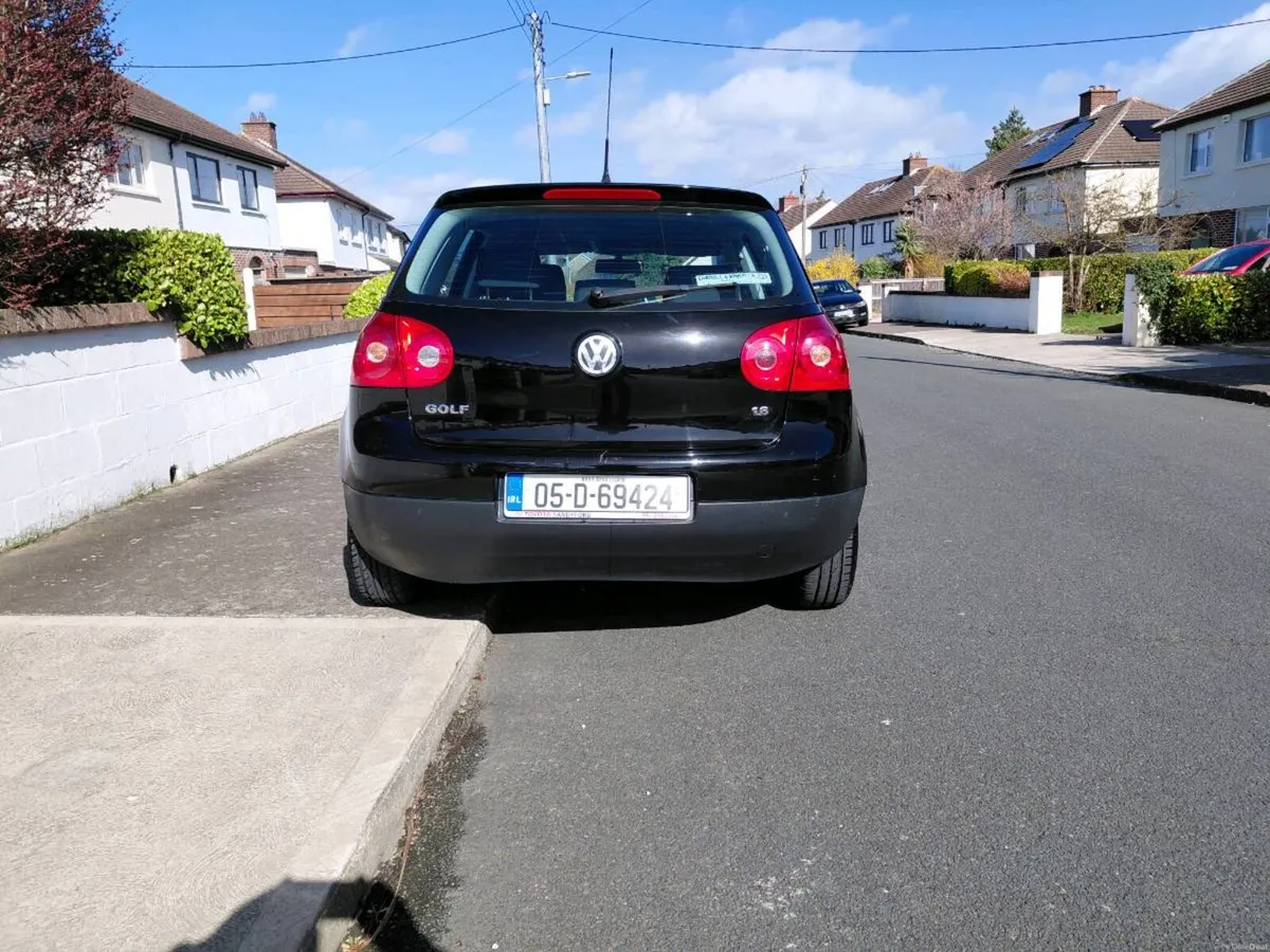 05 VW GOLF automatic  LOW MILEAGE  READ ADD - Image 3