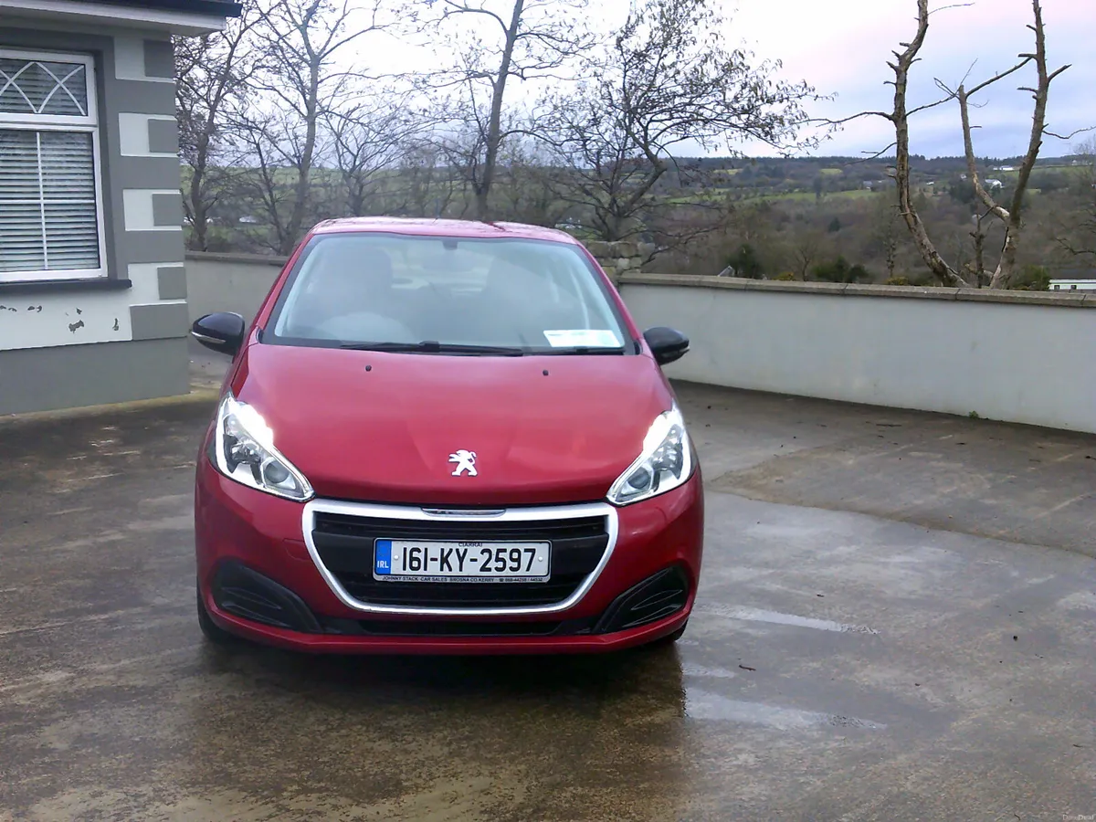 Peugeot 208 2016 - Image 2