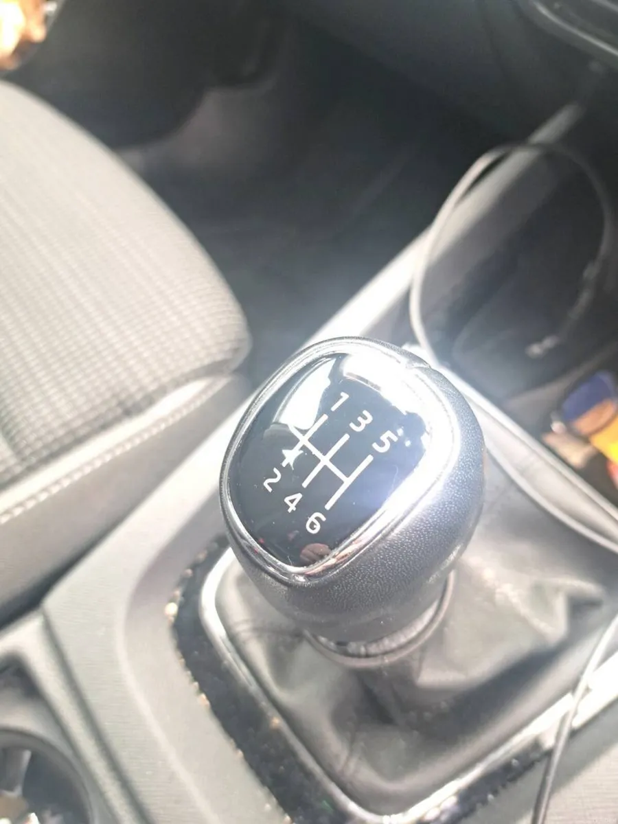 2023 octavia - Image 3