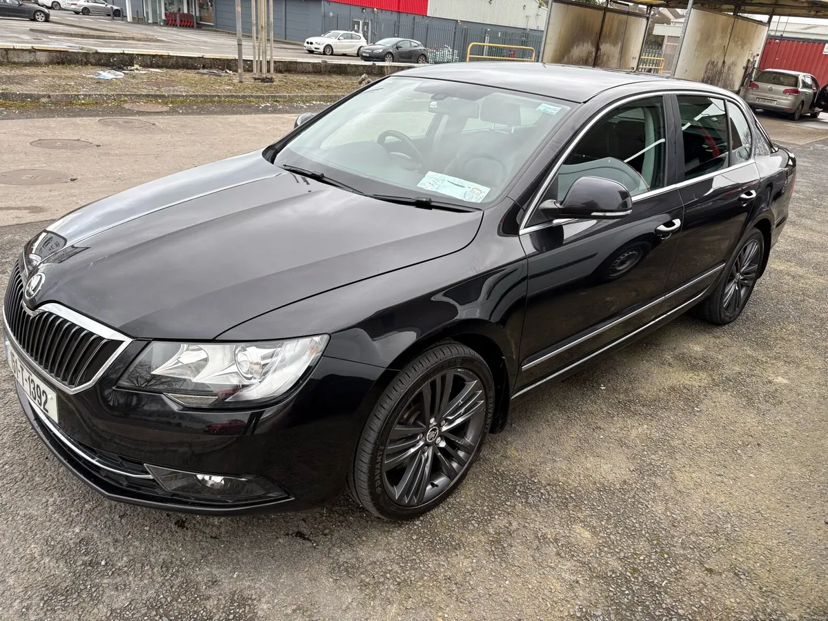 151 Skoda Superb 2.0tdi high line - Image 2