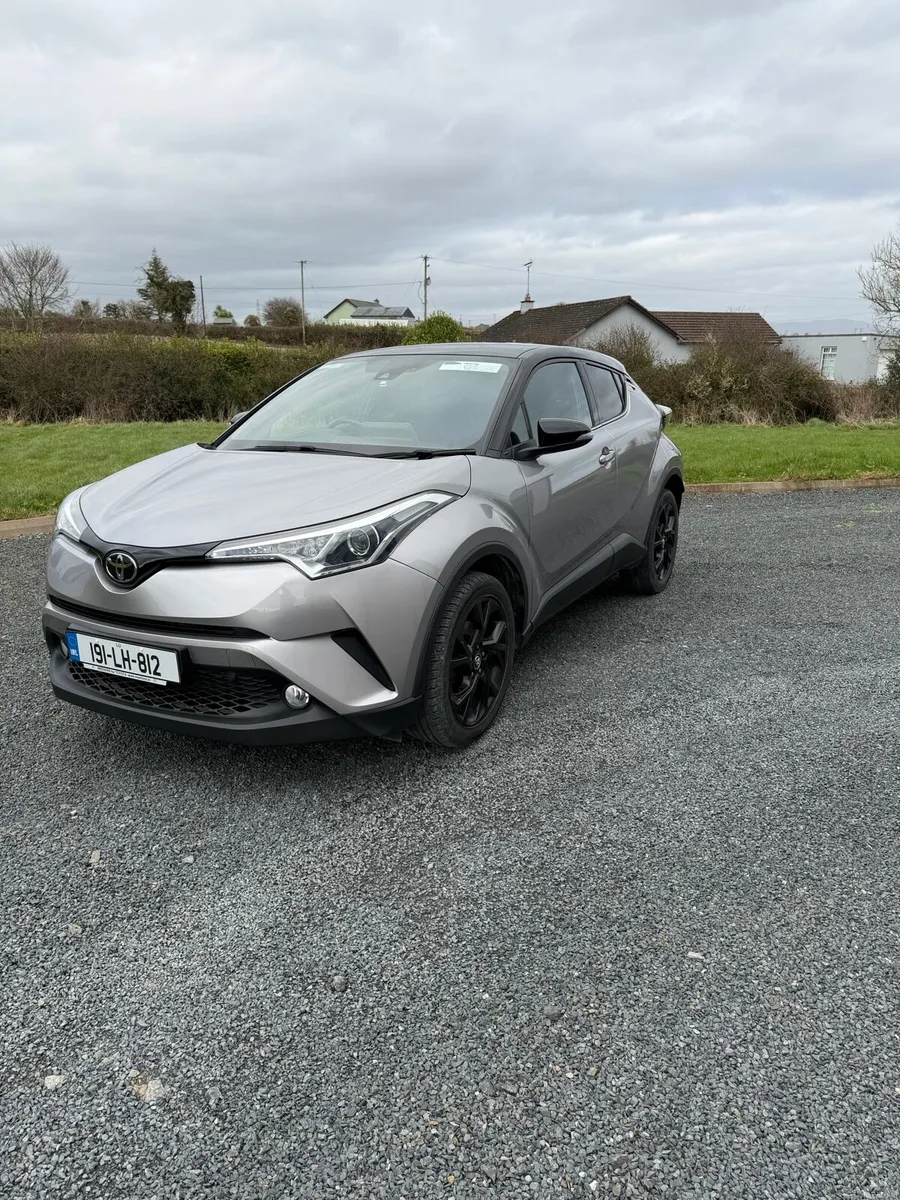 Toyota C-HR 1.2T Luna Sport - Image 2