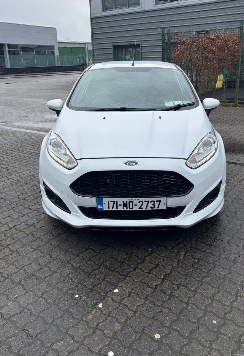 Ford Fiesta ST Line - Image 2