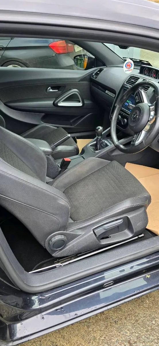 Volkswagen Scirocco - Image 4
