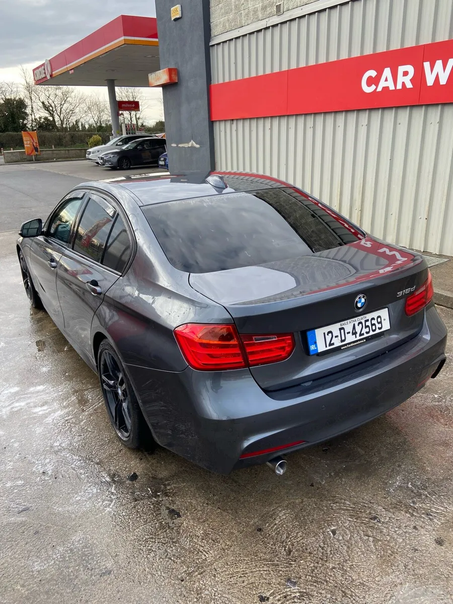 BMW 318D M-SPORT F30 - Image 4