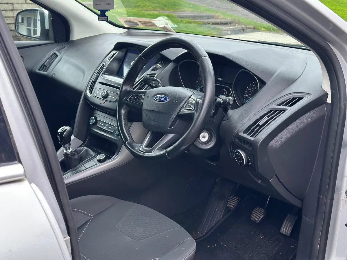 Ford Focus 2017 - Image 3