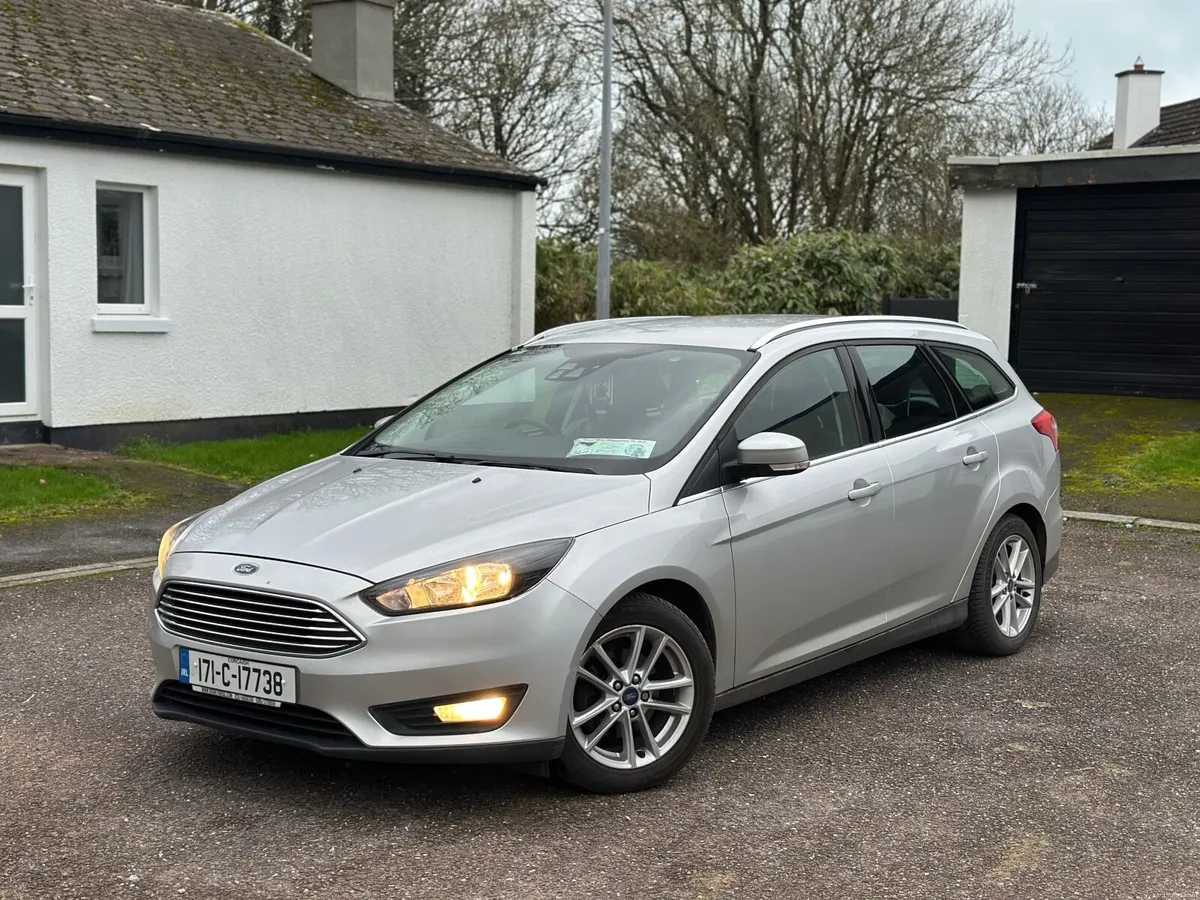 Ford Focus 2017 - Image 2