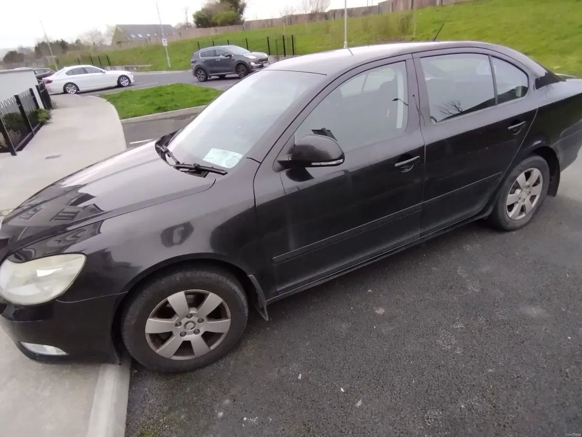 Skoda Octavia 2009 - Image 2