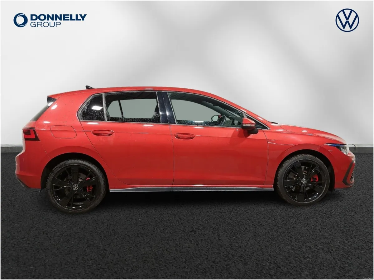 Volkswagen Golf Hatchback GTE - Image 4