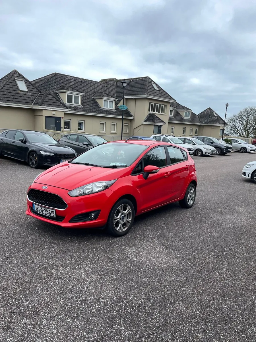 2016 Petrol ZETEC Irish car - Image 3