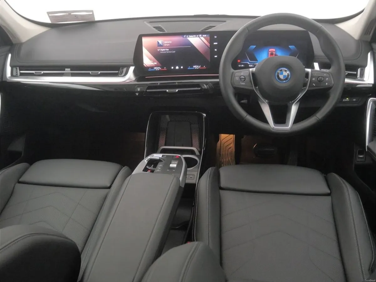 BMW iX1 eDrive20 xLine - Image 4