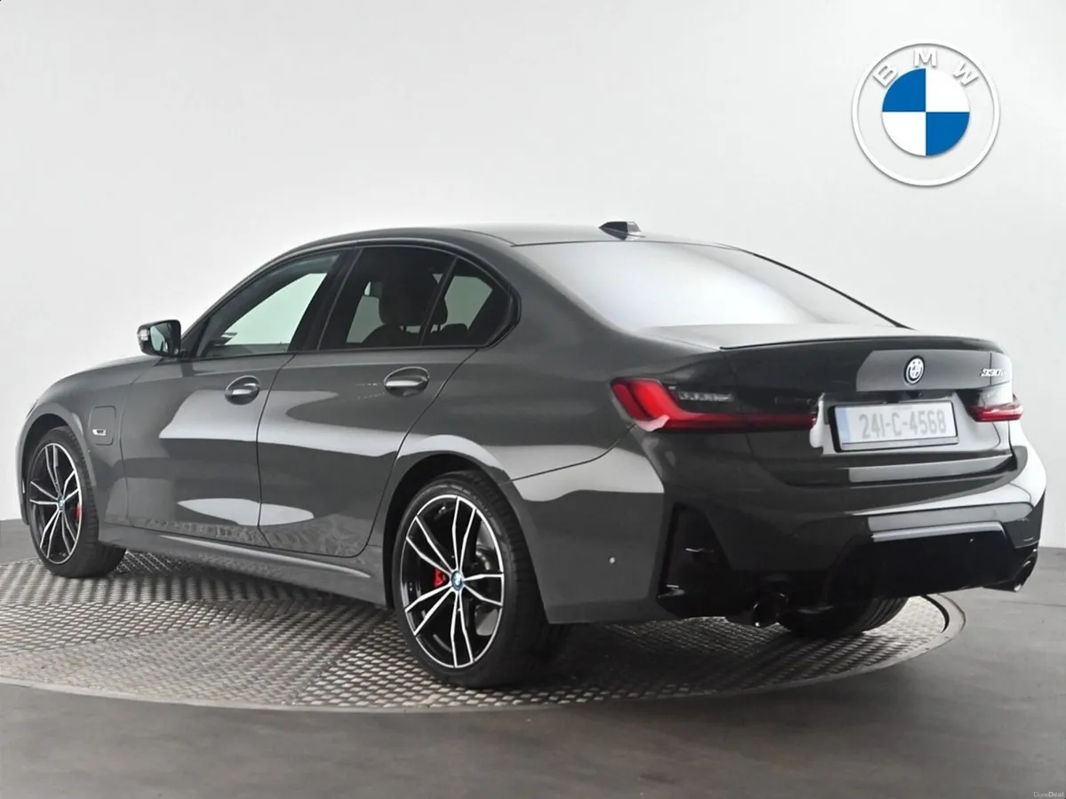 BMW 3-Series 330e M Sport Saloon - Image 3