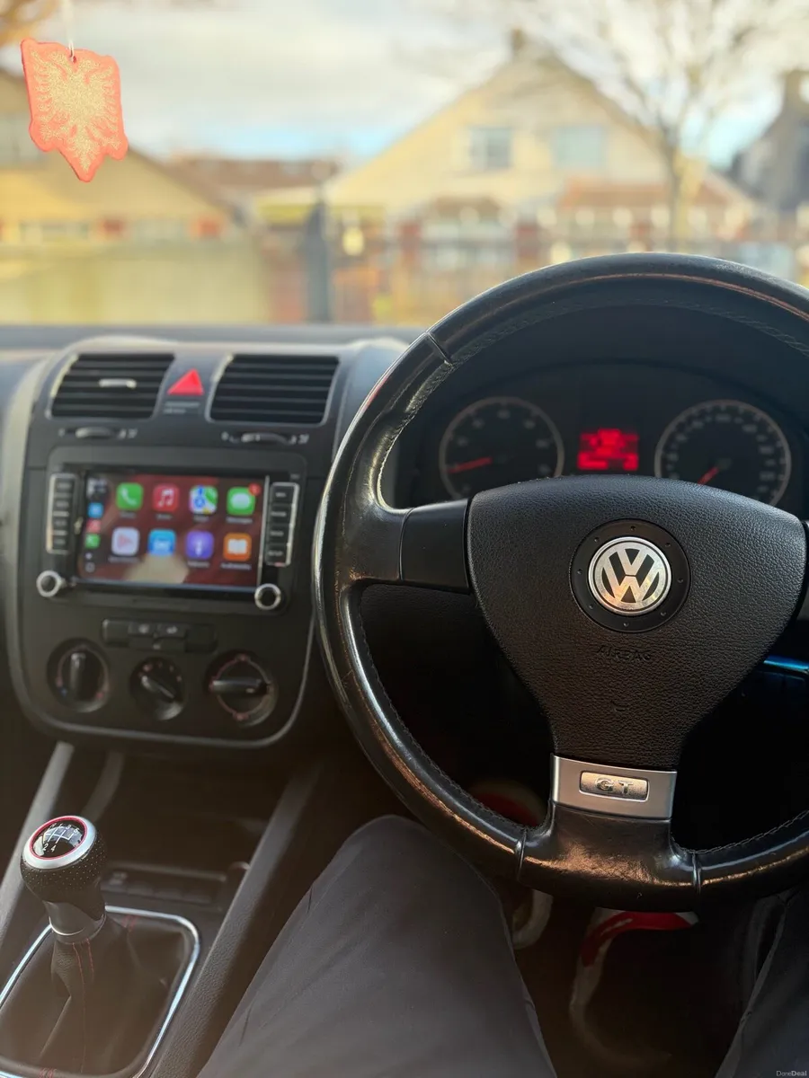 VW Golf 1.6 petrol (R32 Rep) - Image 4