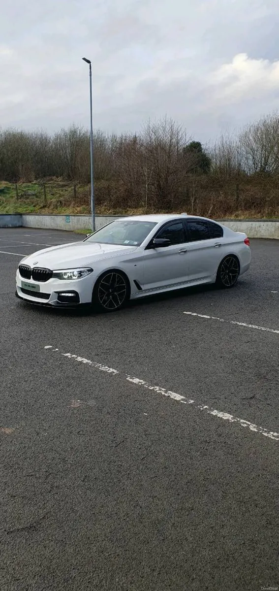 2017 BMW 520d G30 MSPORT AUTO (NCT & TAXED) - Image 3