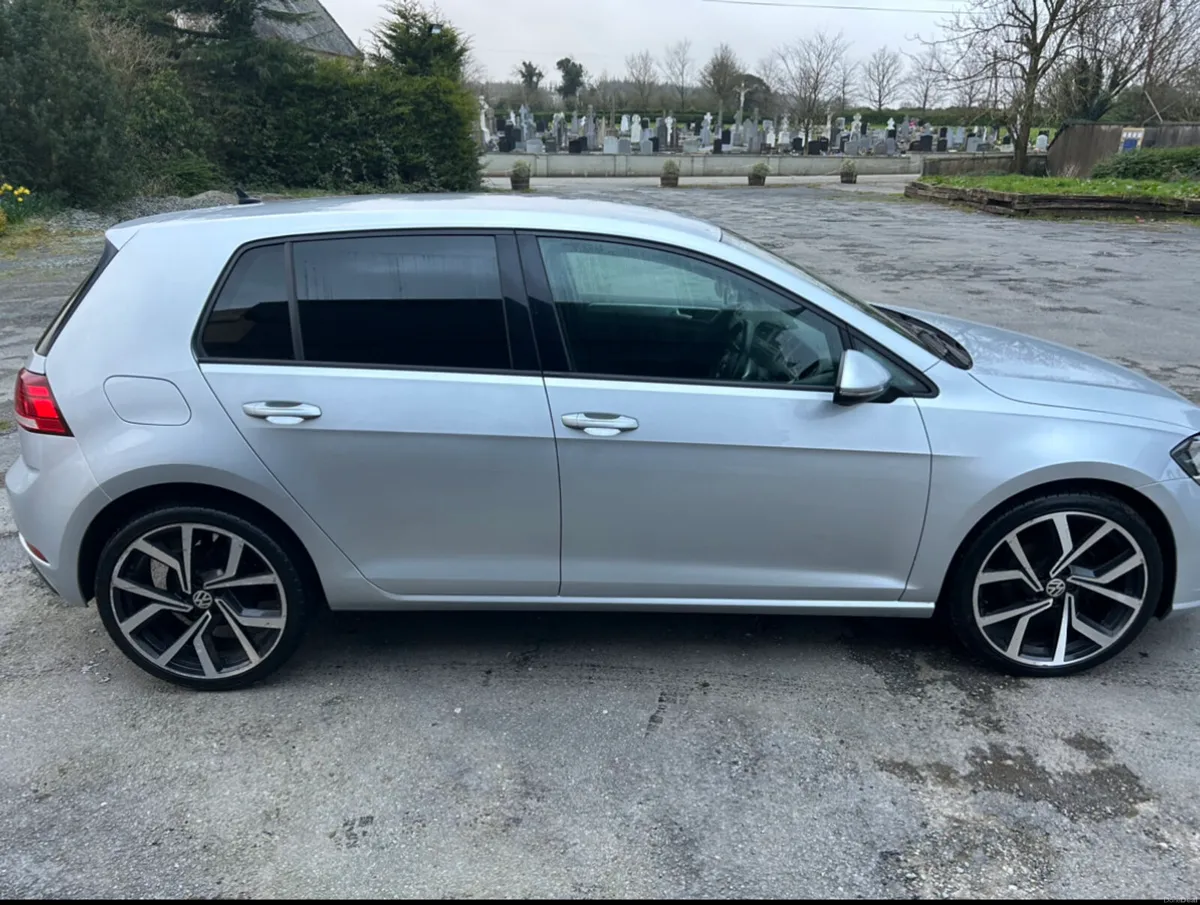 Volkswagen Golf - Image 2