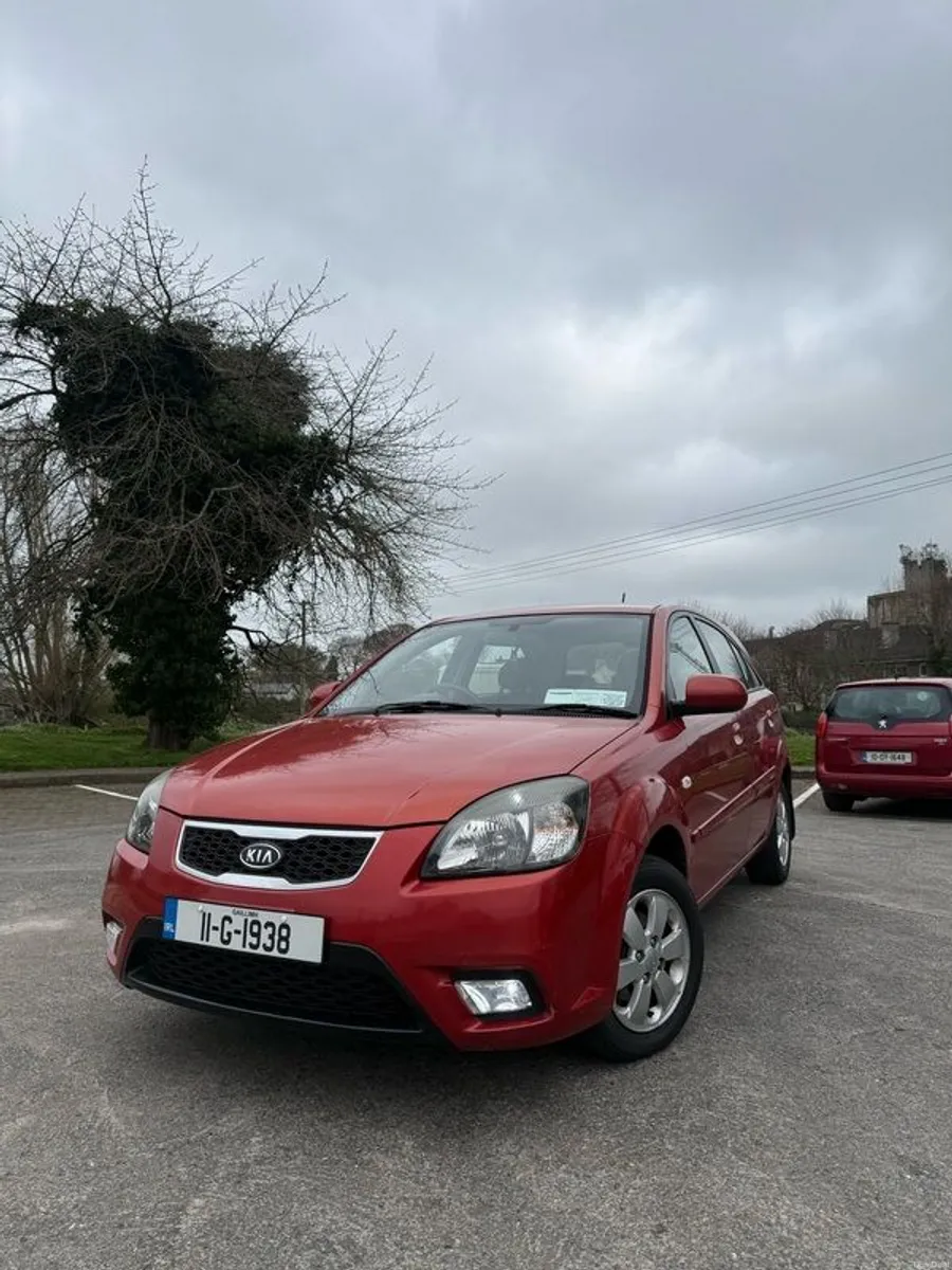 Kia Rio 2011 - Image 1