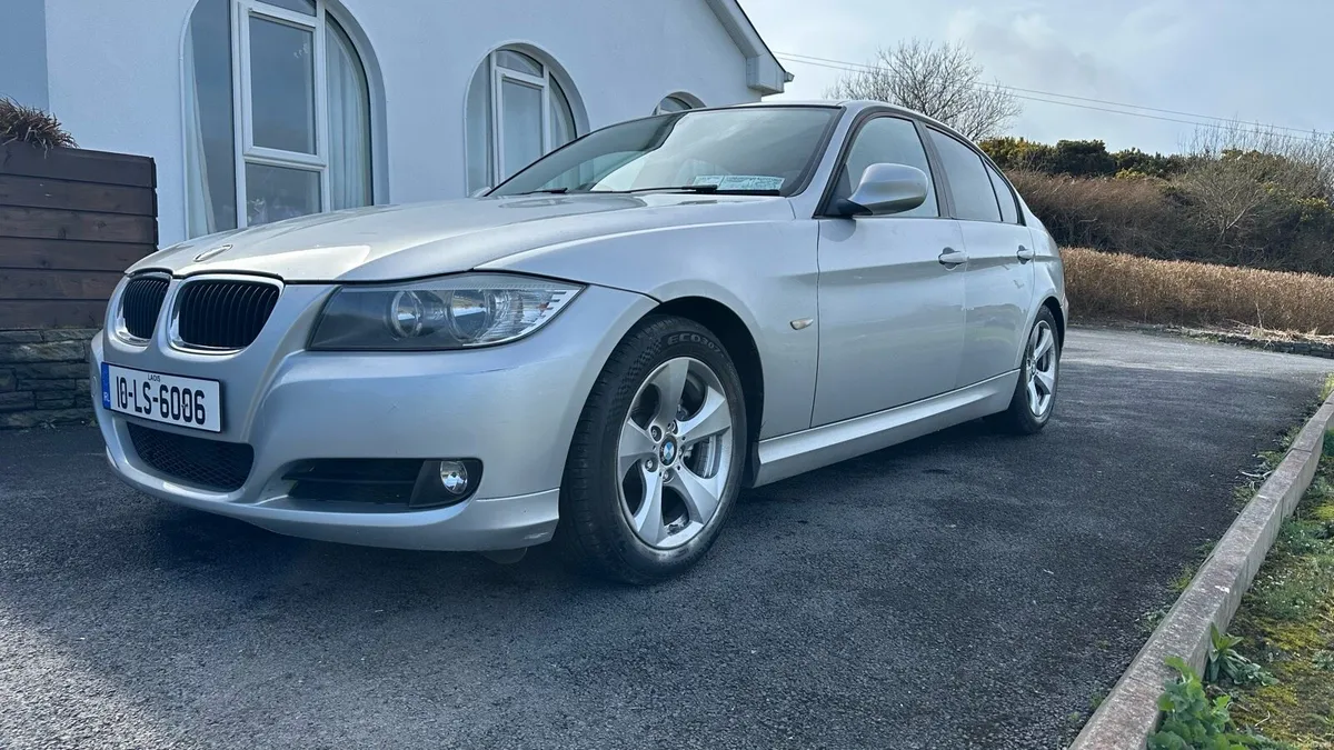 BMW 320 D  200H/P - Image 1