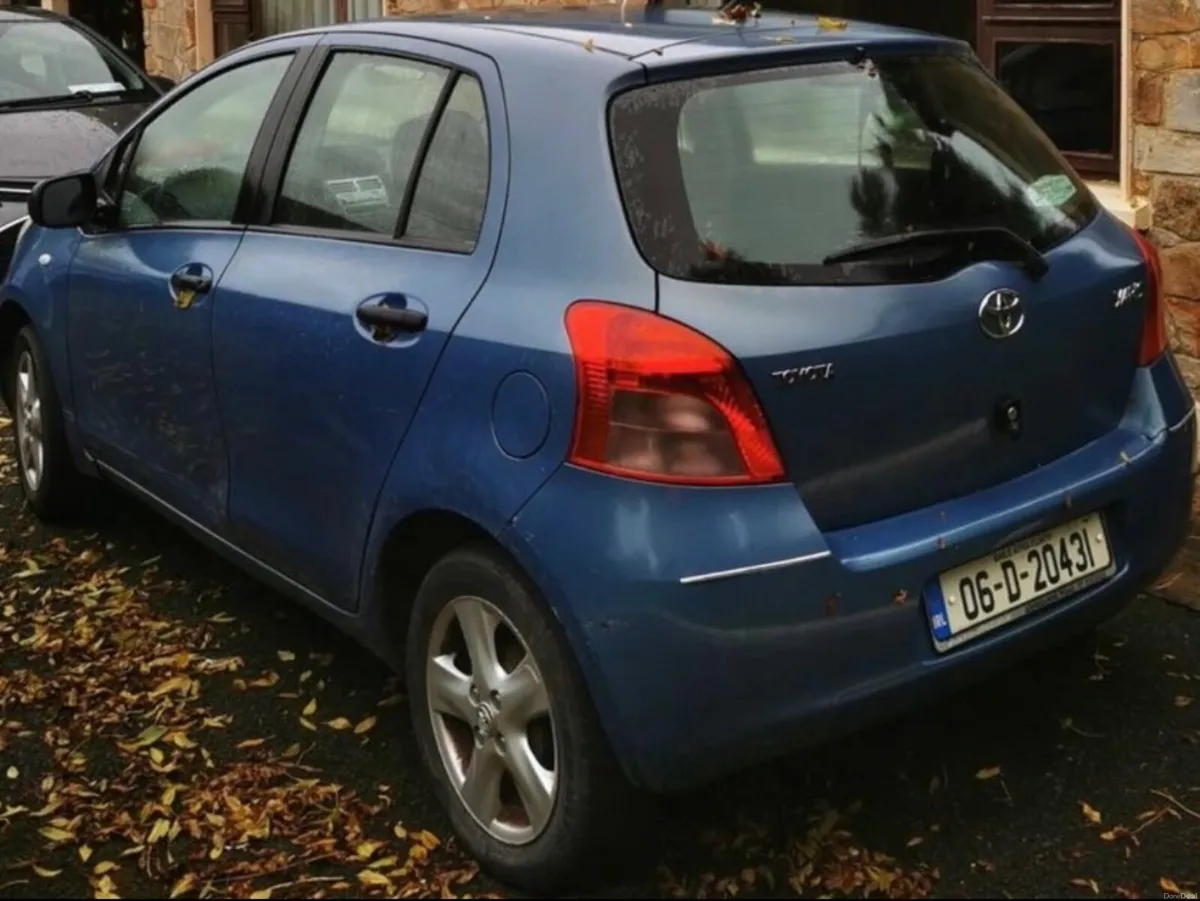Toyota Yaris 2006 - Image 4