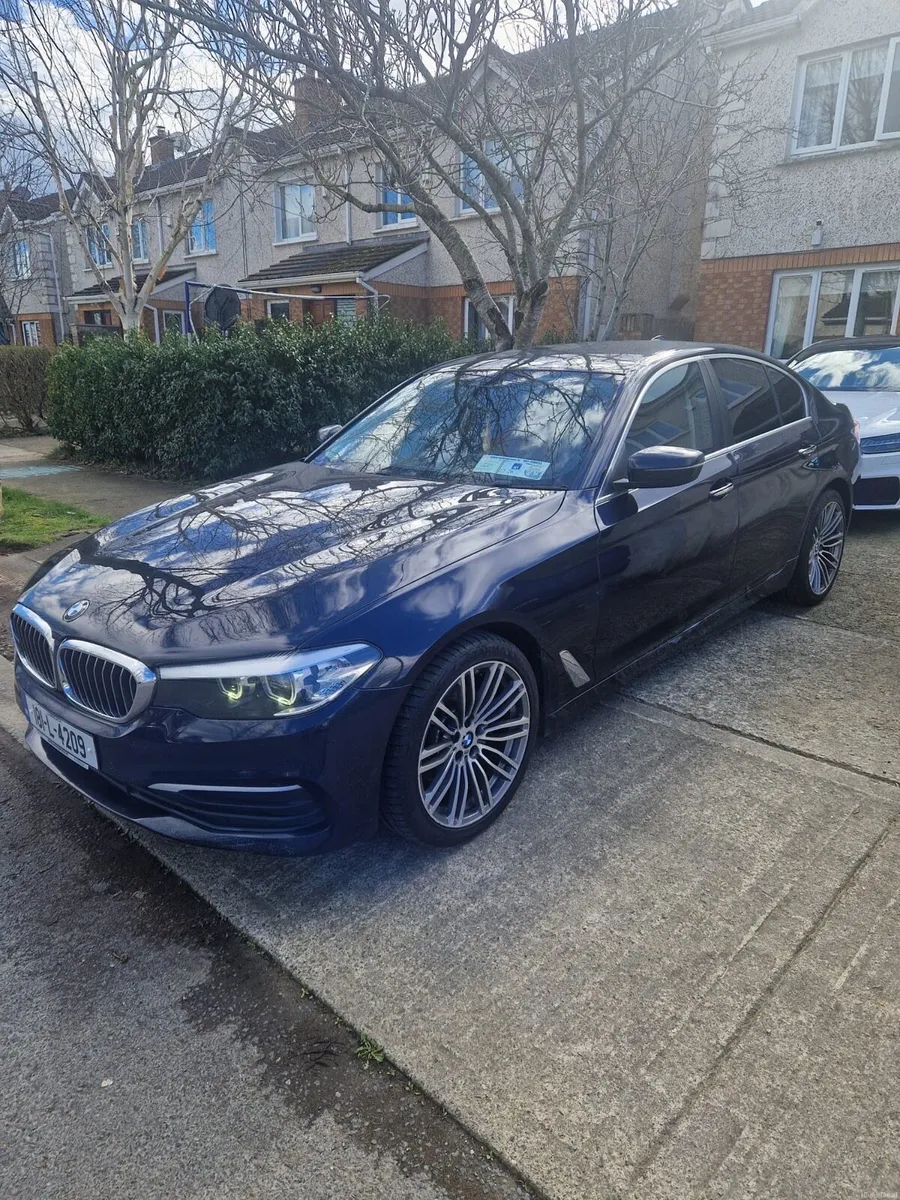 2018 BMW 520d Series XDrive - Image 3