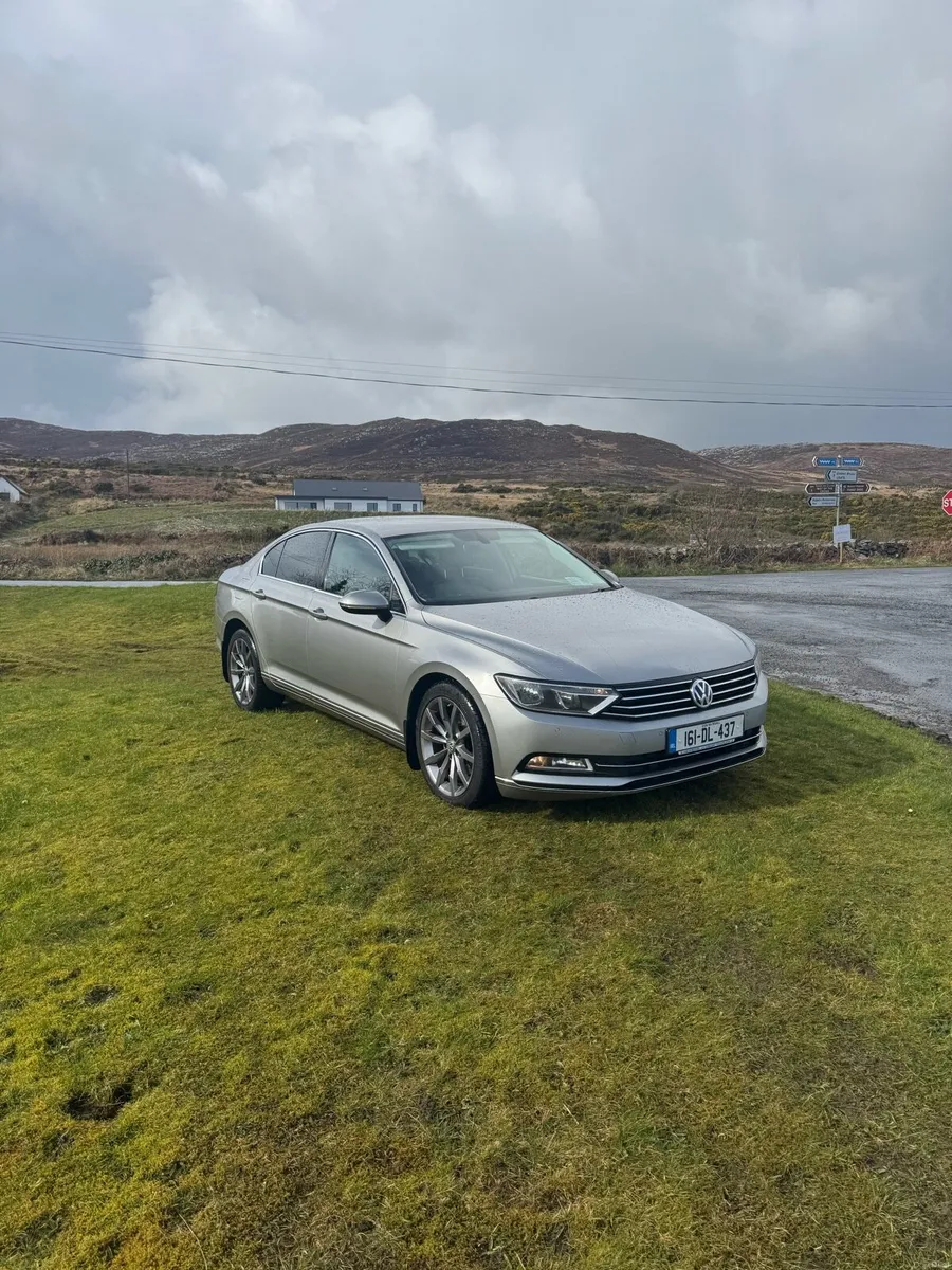 Volkswagen Passat Highline - Image 1